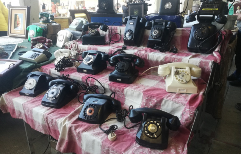 Domenica 11 gennaio torna il mercatino dell'antiquariato